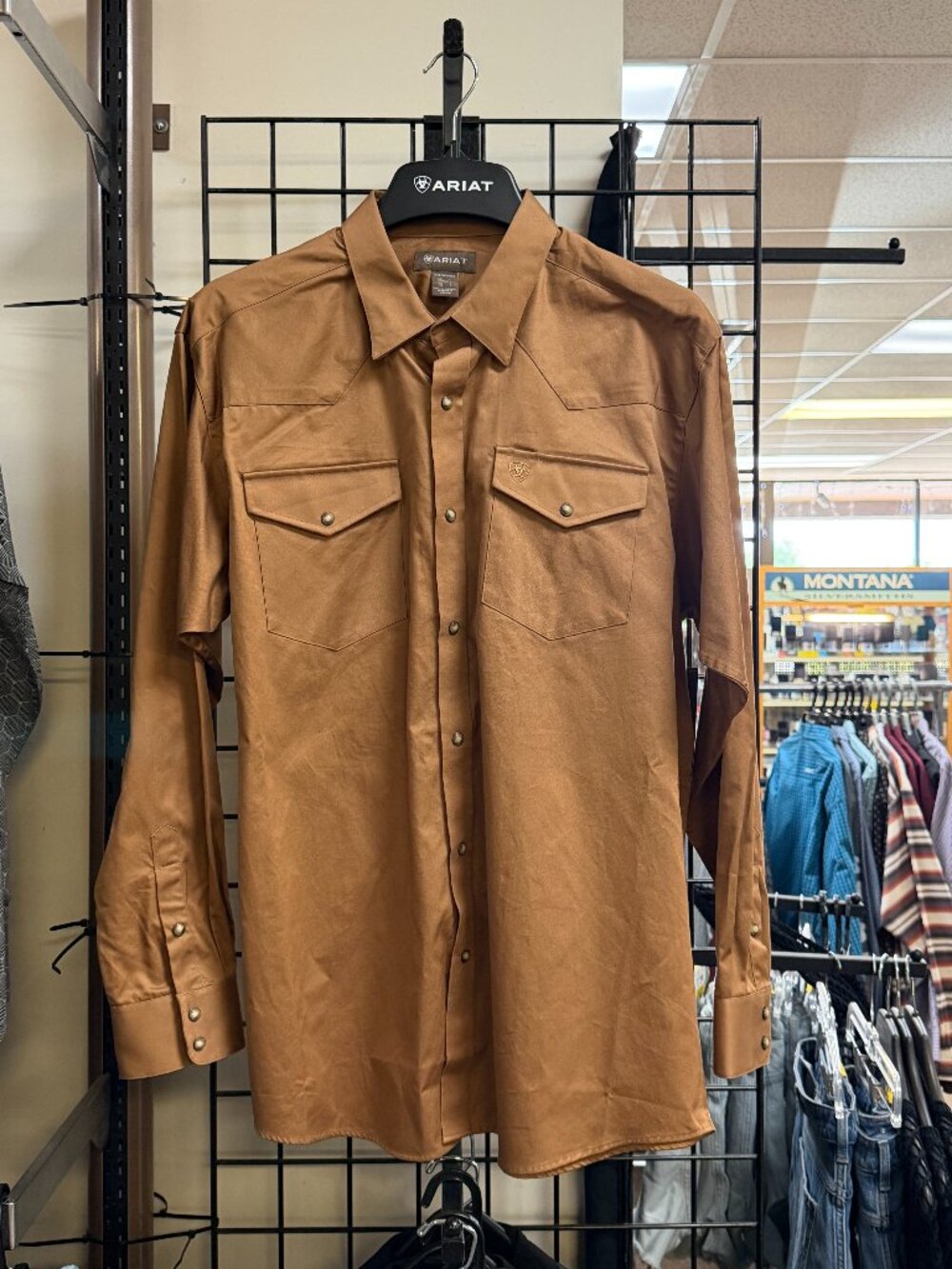 Ariat Men's Solid Twill Classic Fit Long Sleeve Western Snap Shirt - Tan